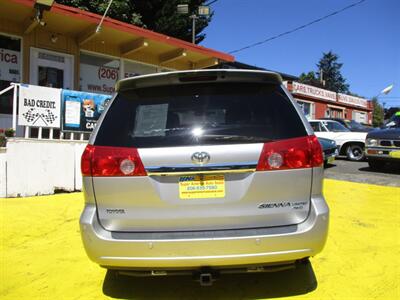 2008 Toyota Sienna XLE - Photo 7 - Seattle, WA 98103