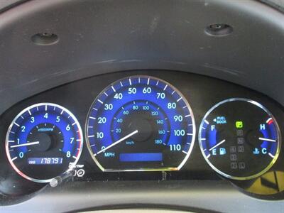 2008 Toyota Sienna XLE - Photo 15 - Seattle, WA 98103