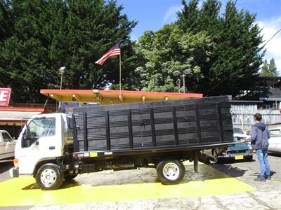 1999 Isuzu NPR Tilt Cab - Photo 12 - Seattle, WA 98103