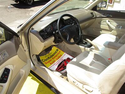 1994 Honda Accord EX   - Photo 11 - Seattle, WA 98103