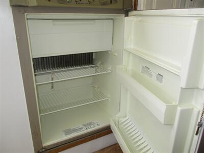 2000 Dodge Ram Van B3500 - Photo 23 - Seattle, WA 98103
