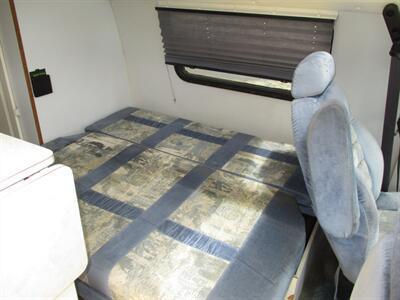 2000 Dodge Ram Van B3500 - Photo 30 - Seattle, WA 98103