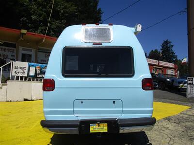 2000 Dodge Ram Van B3500 - Photo 7 - Seattle, WA 98103