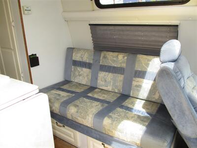 2000 Dodge Ram Van B3500 - Photo 19 - Seattle, WA 98103