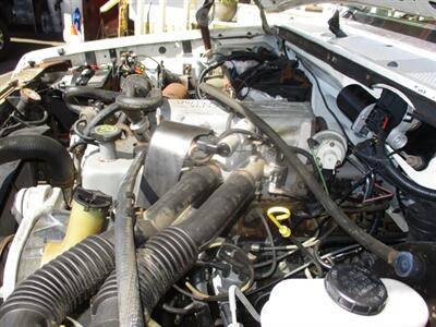 1991 Ford F-250 XL   - Photo 19 - Seattle, WA 98103