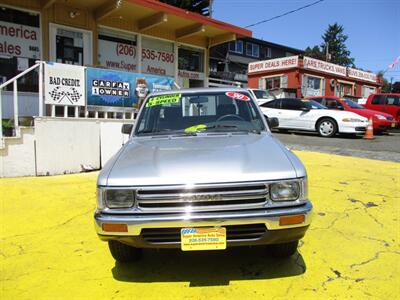 1990 Toyota Pickup Deluxe   - Photo 3 - Seattle, WA 98103