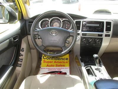 2003 Toyota 4Runner SR5 - Photo 13 - Seattle, WA 98103