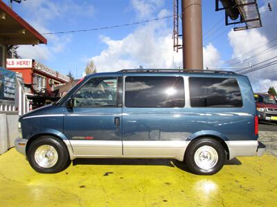 2000 Chevrolet Astro   - Photo 9 - Seattle, WA 98103