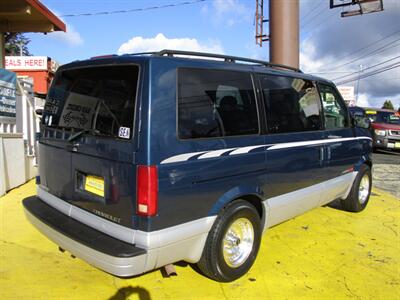 2000 Chevrolet Astro   - Photo 6 - Seattle, WA 98103