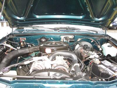 1995 Dodge Dakota SLT   - Photo 18 - Seattle, WA 98103
