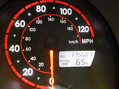 2006 Toyota Matrix   - Photo 15 - Seattle, WA 98103