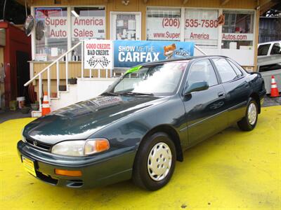 1996 Toyota Camry LE   - Photo 2 - Seattle, WA 98103