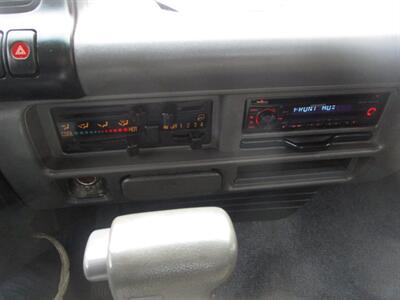 1998 Isuzu NPR Tilt Cab   - Photo 27 - Seattle, WA 98103