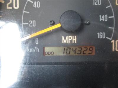 1998 Isuzu NPR Tilt Cab   - Photo 26 - Seattle, WA 98103