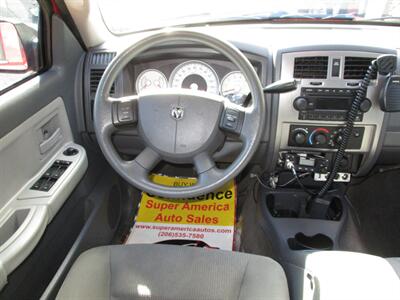 2006 Dodge Dakota SLT   - Photo 13 - Seattle, WA 98103