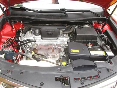 2014 Toyota Camry LE   - Photo 18 - Seattle, WA 98103