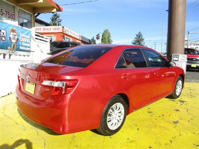 2014 Toyota Camry LE   - Photo 6 - Seattle, WA 98103