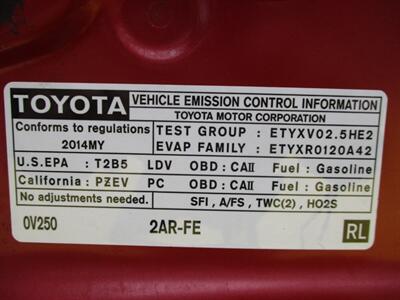 2014 Toyota Camry LE   - Photo 19 - Seattle, WA 98103
