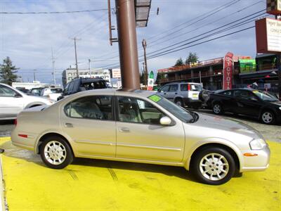 2001 Nissan Maxima GLE   - Photo 9 - Seattle, WA 98103