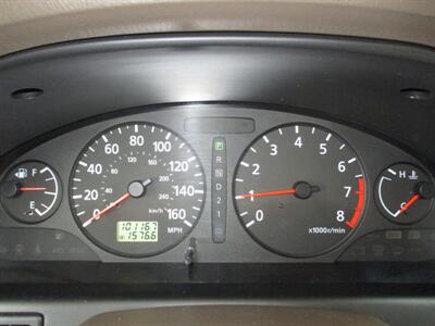 2001 Nissan Maxima GLE   - Photo 22 - Seattle, WA 98103