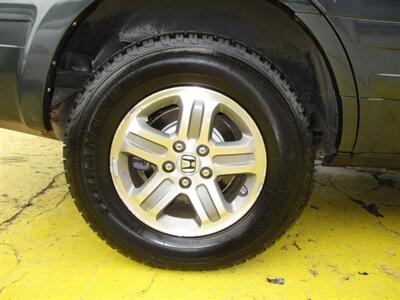 2005 Honda Pilot EX-L   - Photo 18 - Seattle, WA 98103