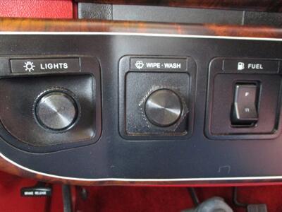 1990 Ford F-150 XLT Lariat   - Photo 19 - Seattle, WA 98103