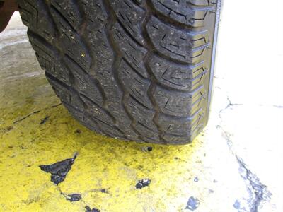 1990 Ford F-150 XLT Lariat   - Photo 27 - Seattle, WA 98103