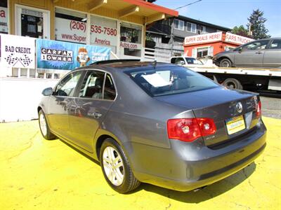 2006 Volkswagen Jetta TDI   - Photo 8 - Seattle, WA 98103