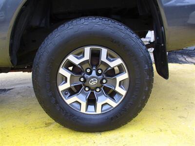 2013 Toyota Tacoma - Photo 26 - Seattle, WA 98103