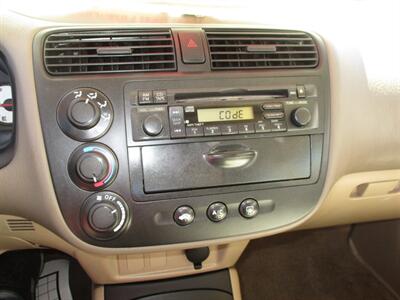 2002 Honda Civic EX   - Photo 16 - Seattle, WA 98103
