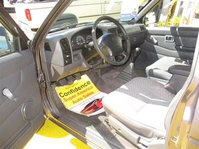 1997 Nissan Truck XE - Photo 12 - Seattle, WA 98103