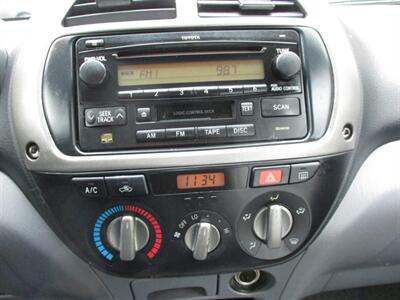 2003 Toyota RAV4   - Photo 16 - Seattle, WA 98103