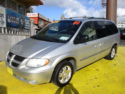 2001 Dodge Grand Caravan Sport   - Photo 2 - Seattle, WA 98103