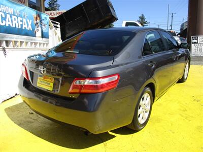 2009 Toyota Camry LE   - Photo 6 - Seattle, WA 98103