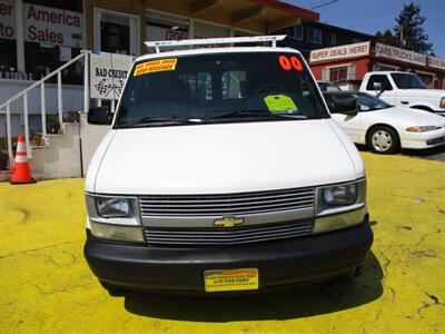2000 Chevrolet Astro   - Photo 3 - Seattle, WA 98103