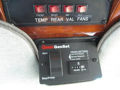 2004 Ford Econoline E-250   - Photo 26 - Seattle, WA 98103