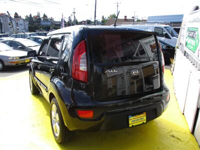 2012 Kia Soul   - Photo 7 - Seattle, WA 98103