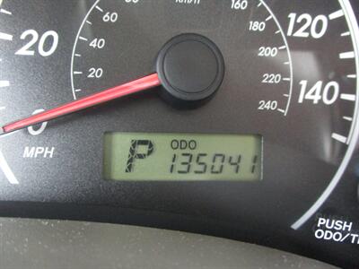 2010 Toyota Corolla LE   - Photo 16 - Seattle, WA 98103