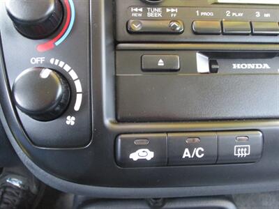 2000 Honda Civic DX - Photo 17 - Seattle, WA 98103