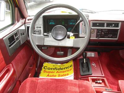 1991 Chevrolet S-10 - Photo 13 - Seattle, WA 98103