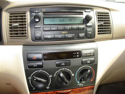 2005 Toyota Corolla LE   - Photo 17 - Seattle, WA 98103