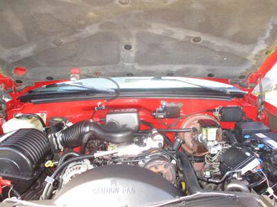 1998 GMC Sierra 2500 SLE - Photo 17 - Seattle, WA 98103
