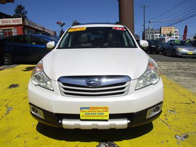 2011 Subaru Outback 3.6R Limited   - Photo 3 - Seattle, WA 98103