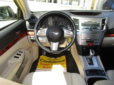 2011 Subaru Outback 3.6R Limited   - Photo 12 - Seattle, WA 98103