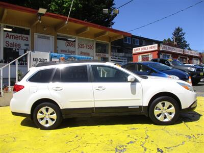 2011 Subaru Outback 3.6R Limited   - Photo 5 - Seattle, WA 98103