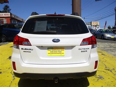 2011 Subaru Outback 3.6R Limited   - Photo 7 - Seattle, WA 98103