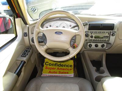 2004 Ford Explorer Sport Trac XLS - Photo 12 - Seattle, WA 98103
