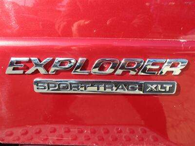 2004 Ford Explorer Sport Trac XLS - Photo 28 - Seattle, WA 98103