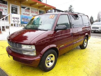 2001 Chevrolet Astro LS   - Photo 10 - Seattle, WA 98103