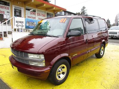 2001 Chevrolet Astro LS   - Photo 2 - Seattle, WA 98103